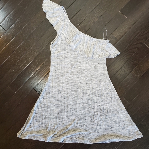 American Eagle Outfitters Dresses & Skirts - AE Grey One Shoulder Dress